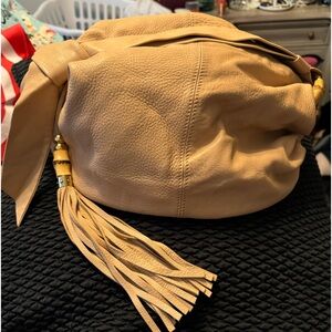 Gucci Jungle Tan Leather